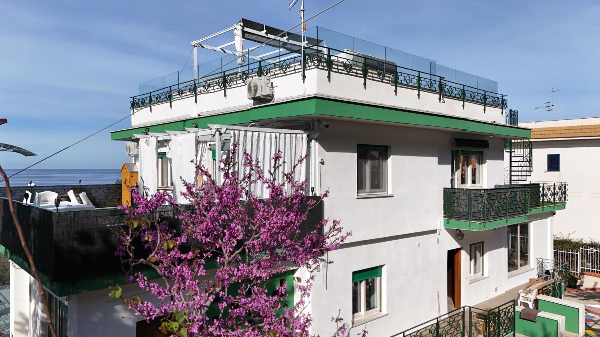 Mondello Luxury Apartment ปาแลร์โม ภายนอก รูปภาพ