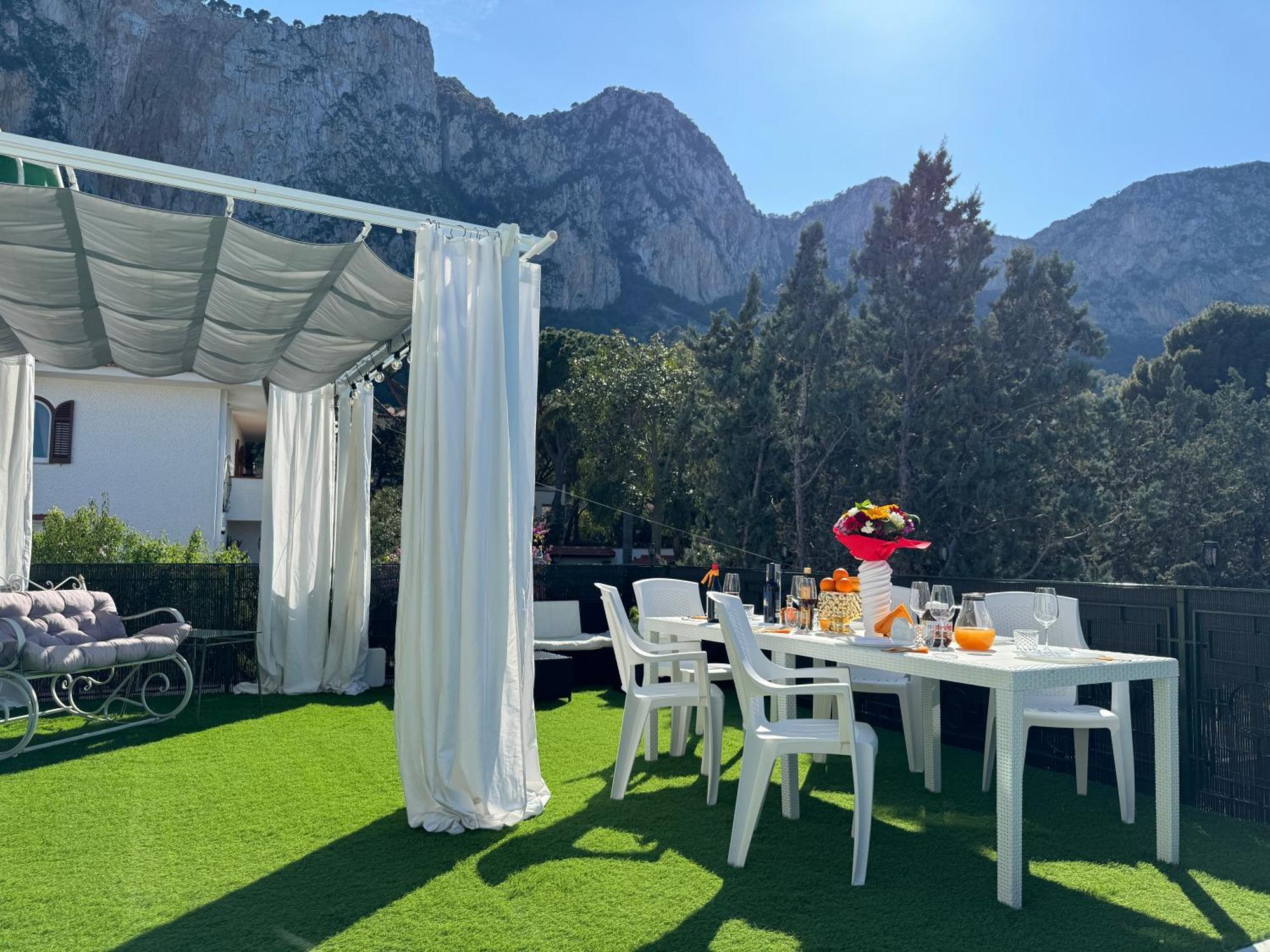 Mondello Luxury Apartment ปาแลร์โม ภายนอก รูปภาพ